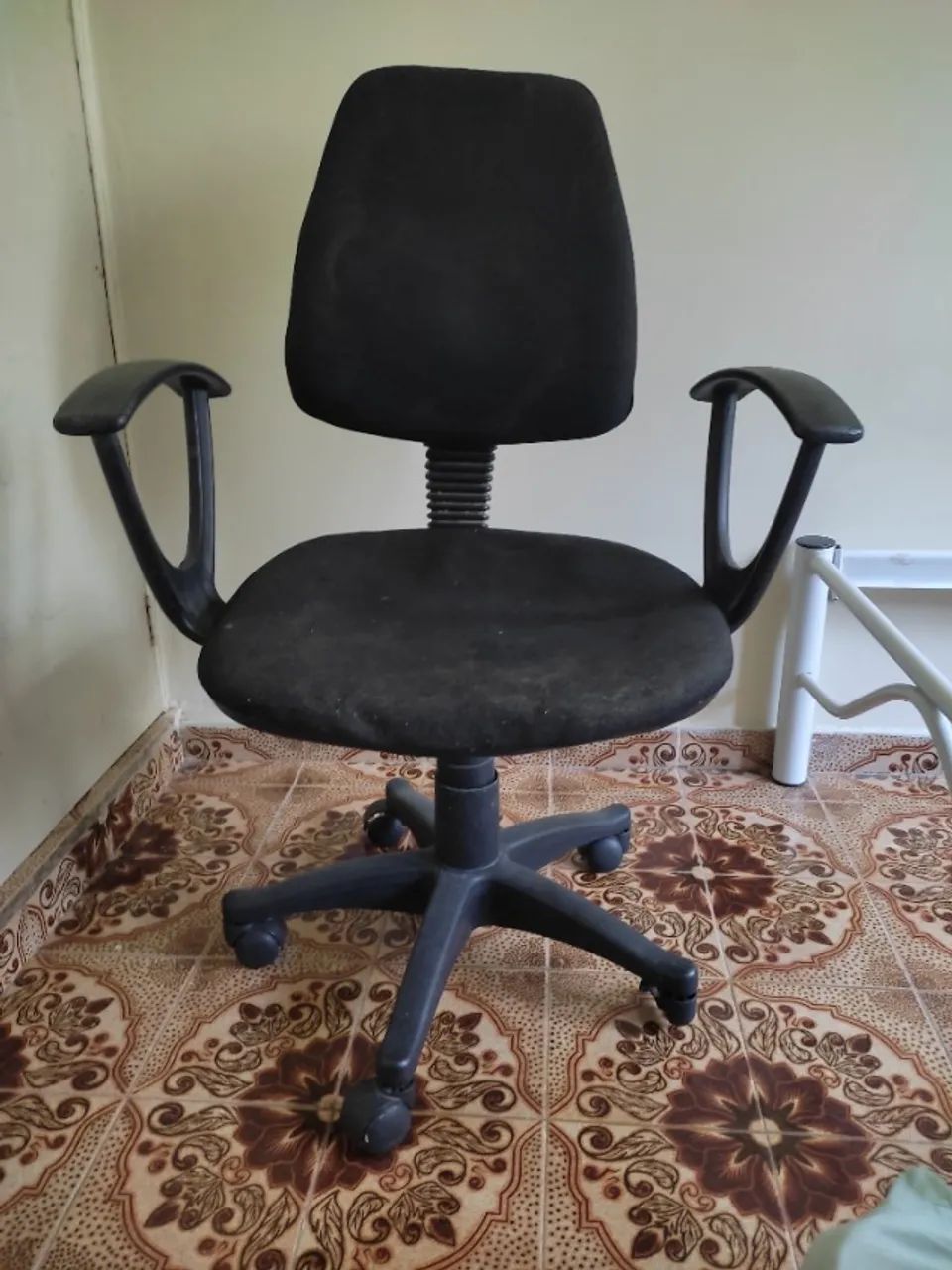Cadeira Giratória, tbm para Escritório. - Foto 3