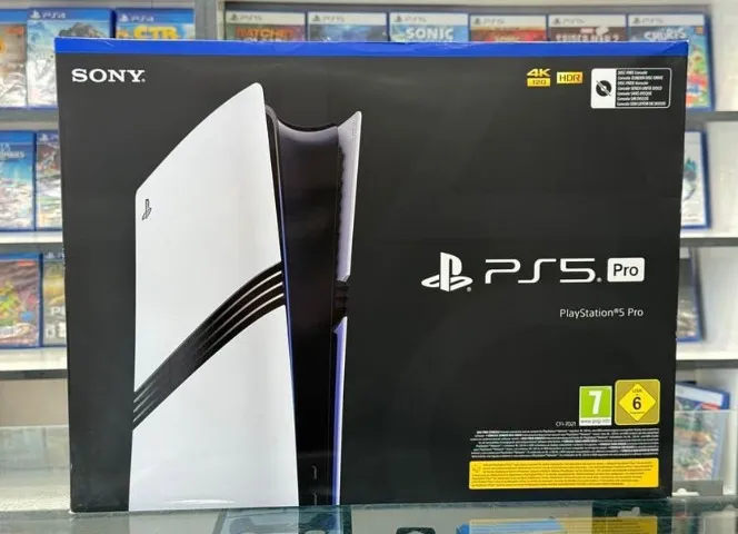 Vendo PlayStation 5 PRO Novo