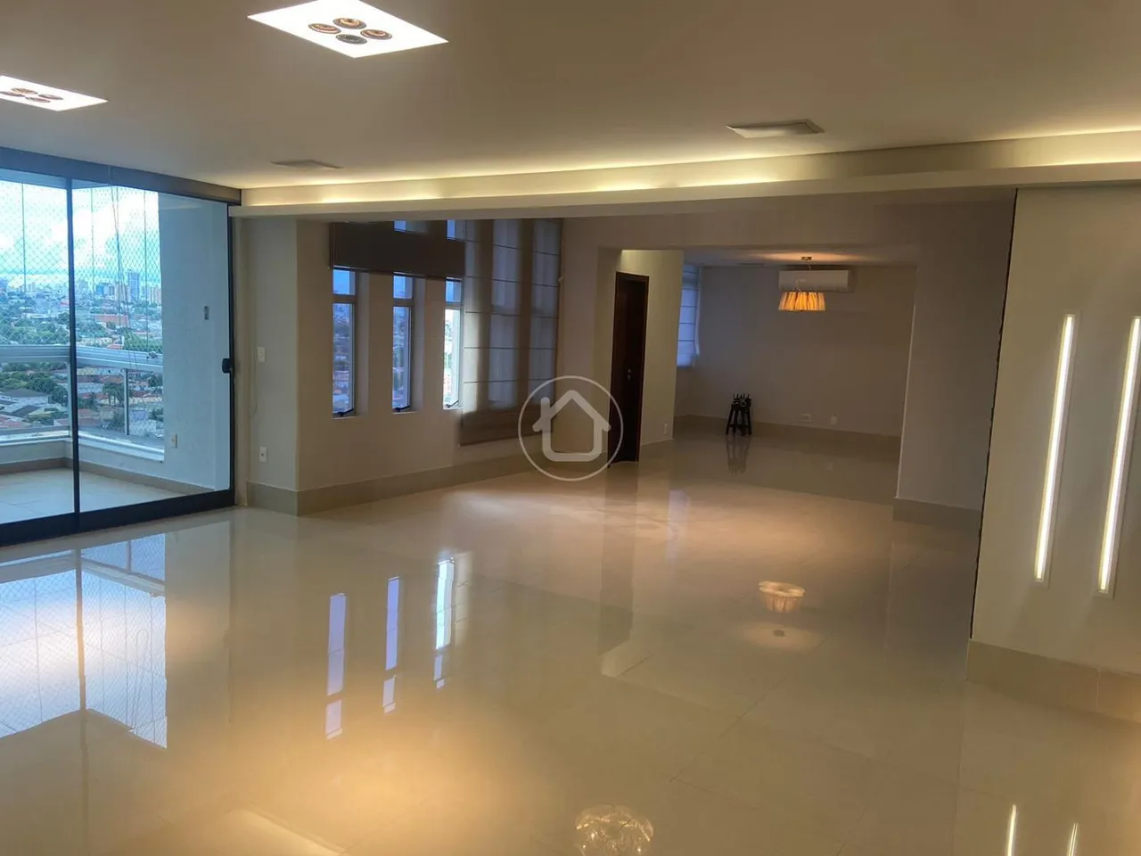 COBERTURA DUPLEX COM PISCINA