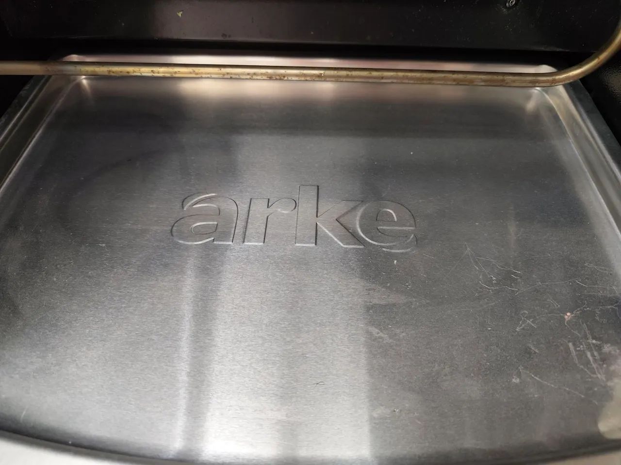 Churrasqueira Elétrica Arke Vitta Smart 5 110V rotativo com 5 espetos + 3  grelhas  - Foto 6