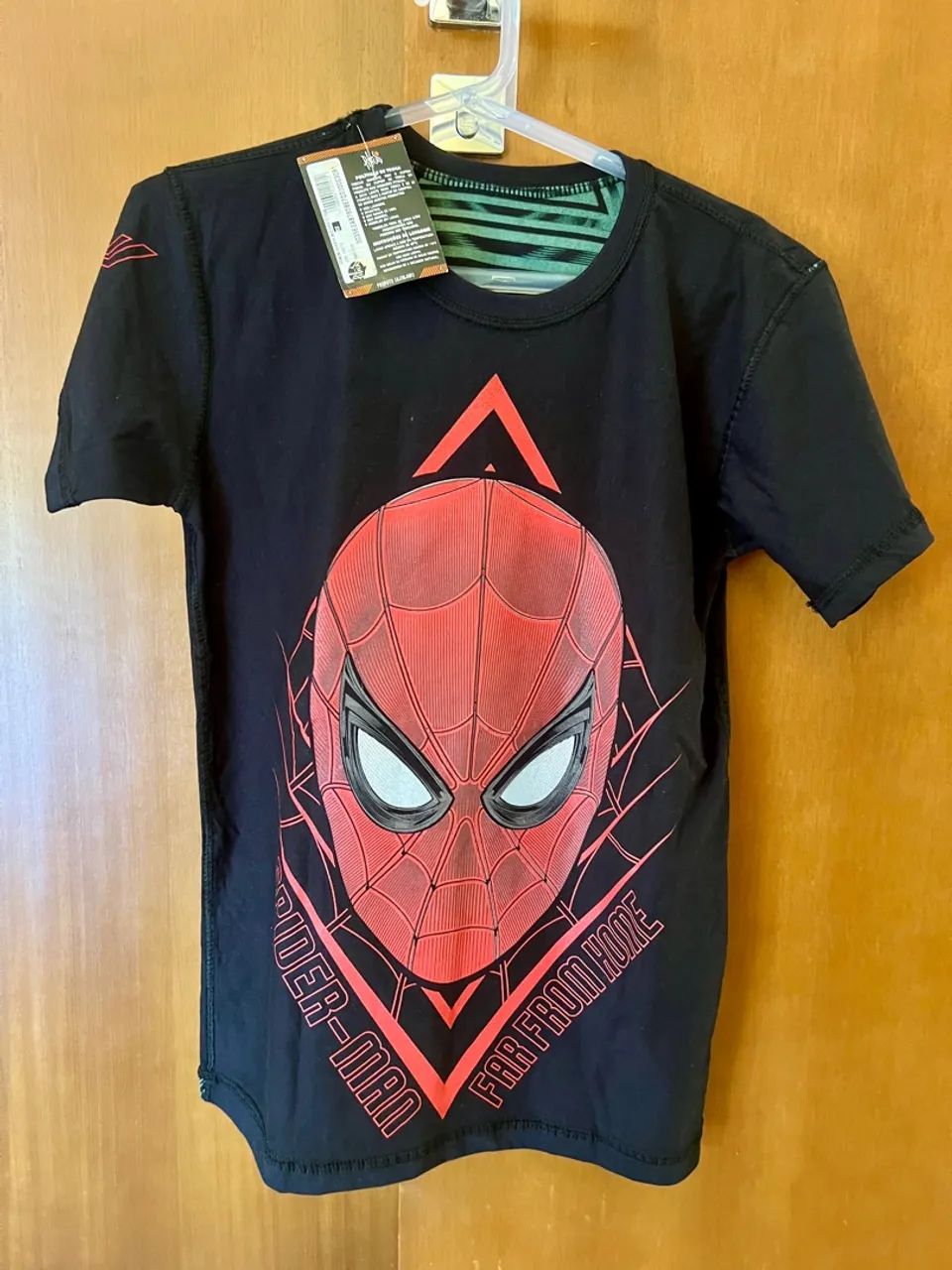 Camiseta marca Piticas homem aranha tamanho 12, sem uso 