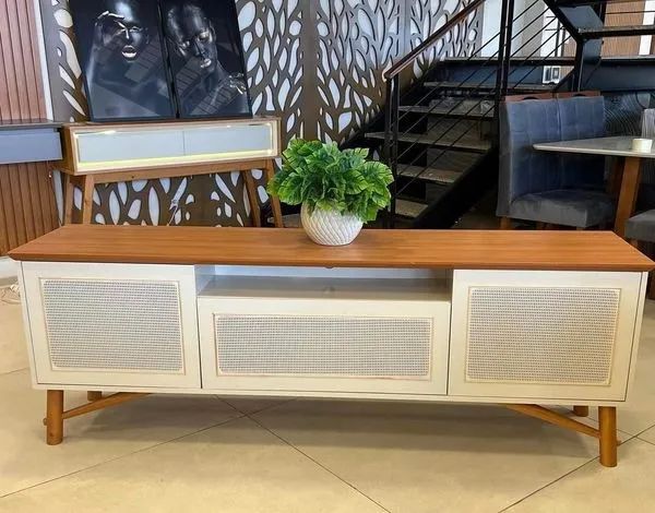 Rack Darín para TVs até 75 Polegadas- Entrega Rápida Produto Novo 