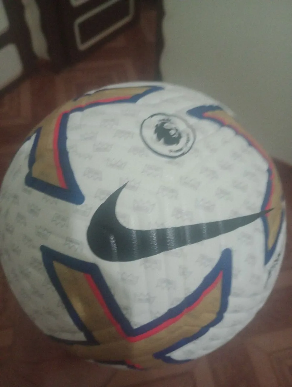 Bola de Futebol Nike - Oficial - Tamanho 5