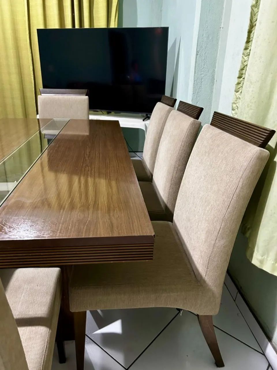 Mesa de Jantar com 8 Cadeiras 64842034629635122