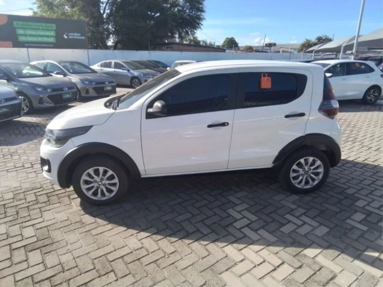 Fiat Mobi 2023 1.0 evo flex like. manual - Foto 3