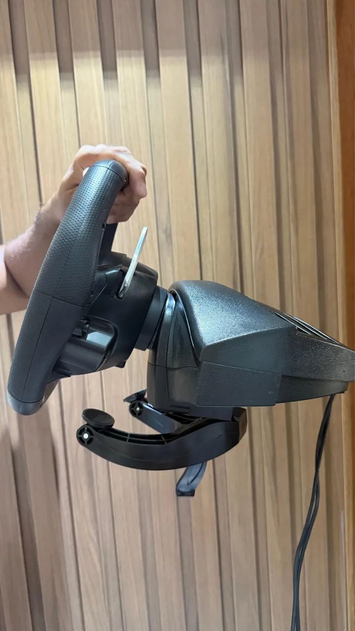 Volante Thrustmaster Ferrari 488 GTB EDITION T80  - Foto 4