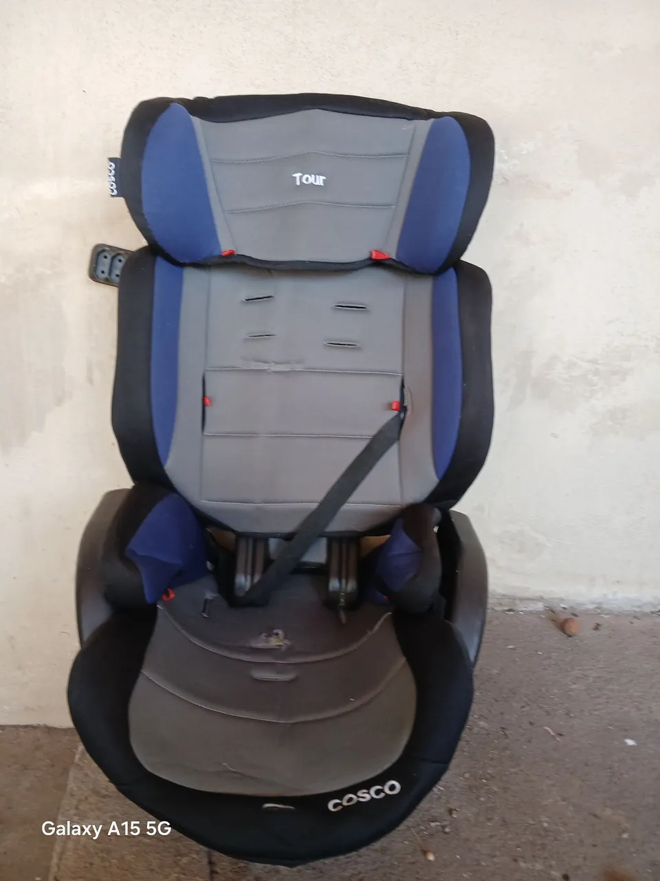 Cadeirinha de carro Cosco Tour - Segurança e conforto para o seu filho