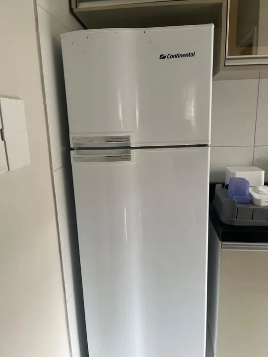 Geladeira Continental frost-free