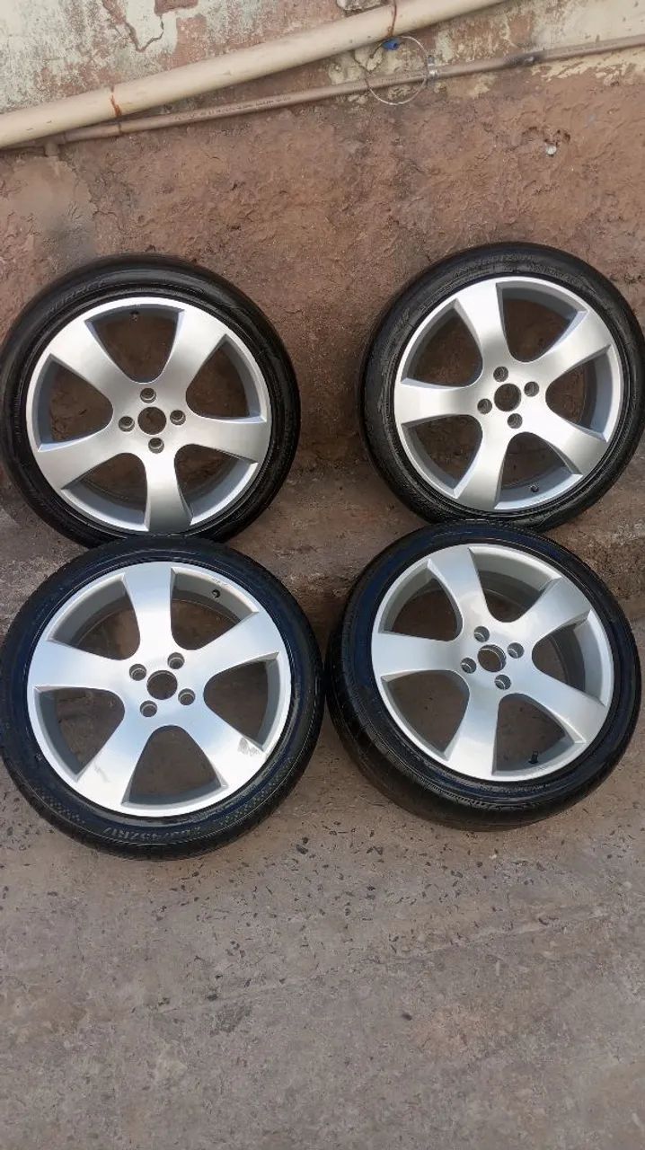 Rodas aro 17 4furos 205/45R17 - Foto 4