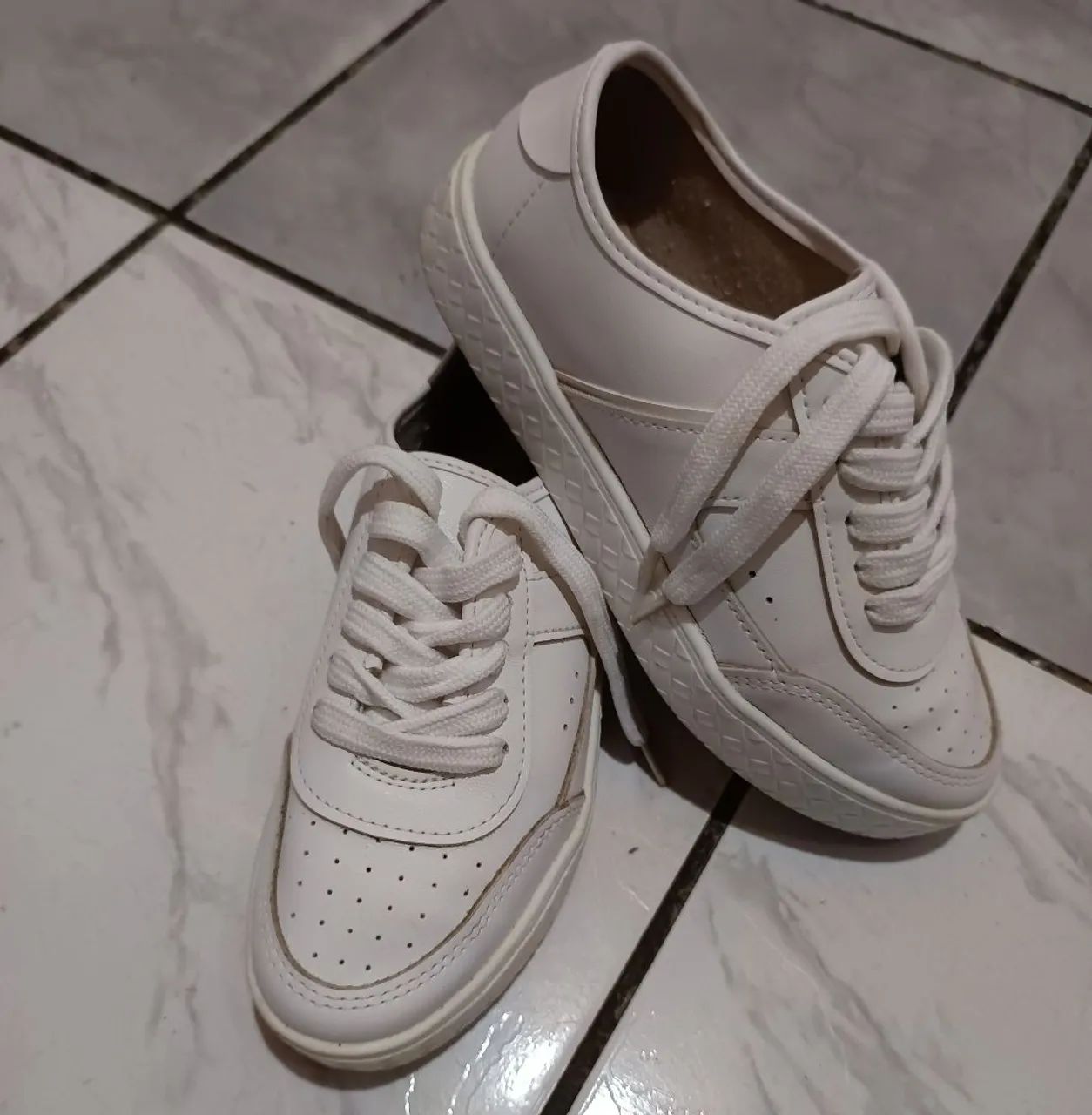 Tênis Moleca Branco Casual - Conforto e Estilo - Foto 3