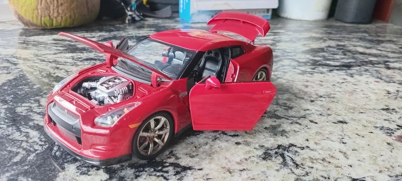 Miniatura JADA NISSAN Skyline R35 GTR  vermelho 1/24