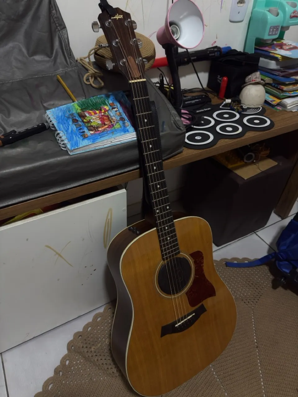Violão Taylor Acústico