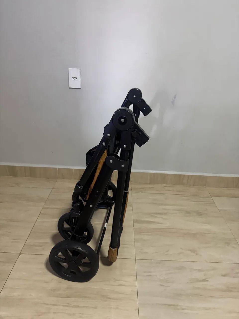 Vendo carrinho de bebê do tipo Moisés  - Foto 5