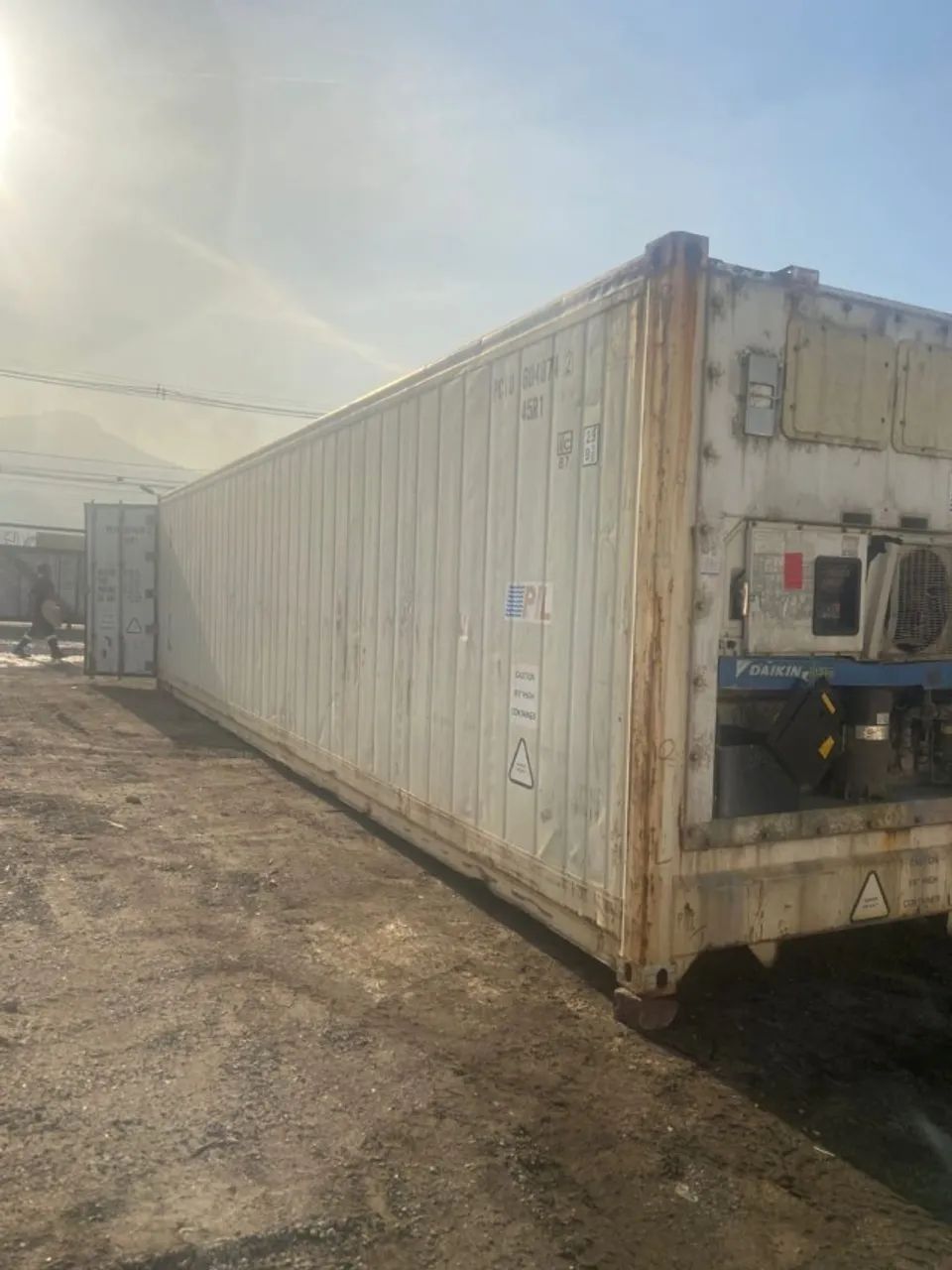 Container Reefer 40 Pés com Maquinário - Foto 3