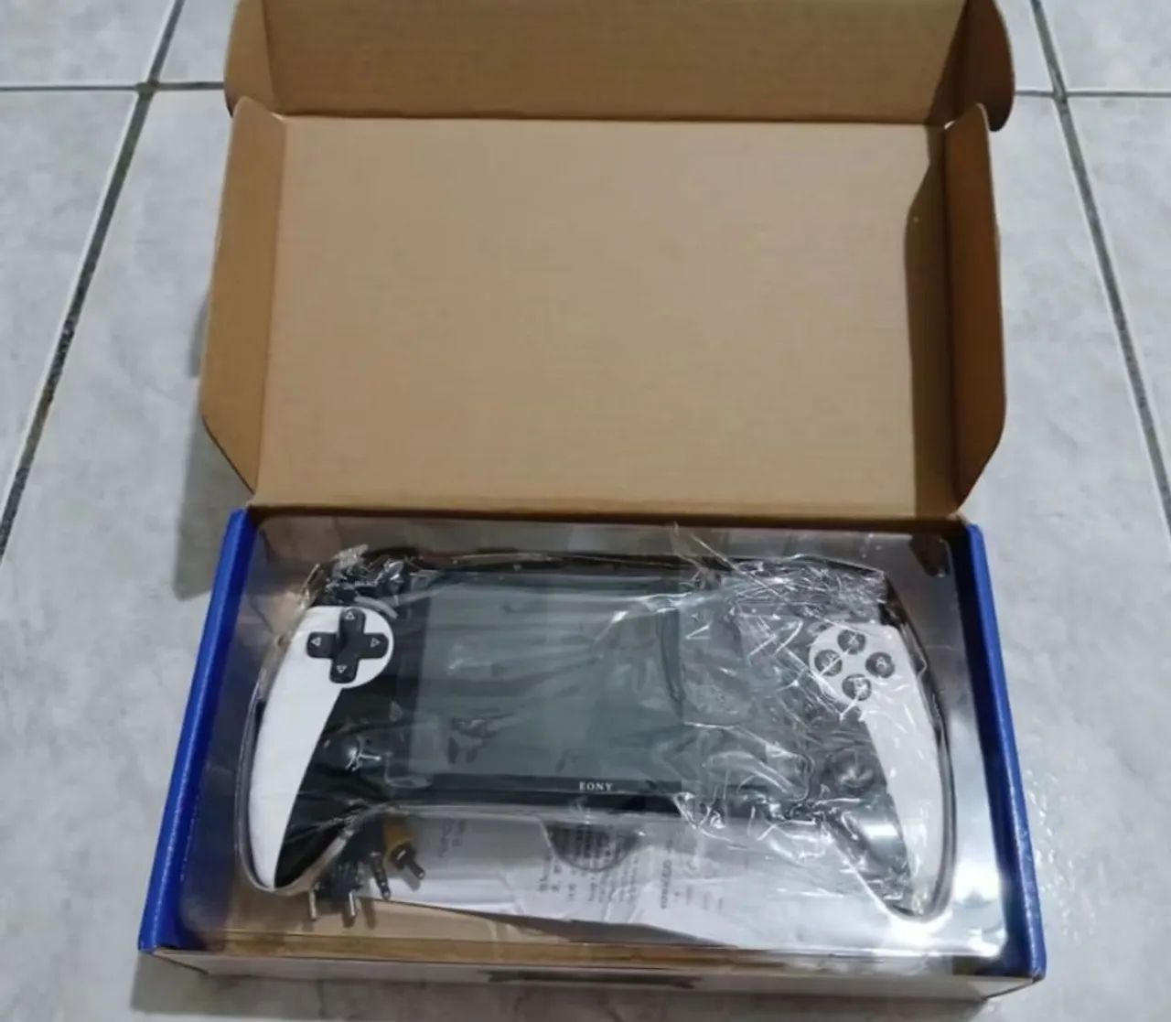 Console de Handheld com Tela de 6.5'' e 10000 Jogos - Foto 2