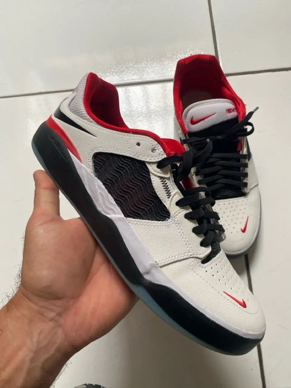 Tênis Nike ishod 