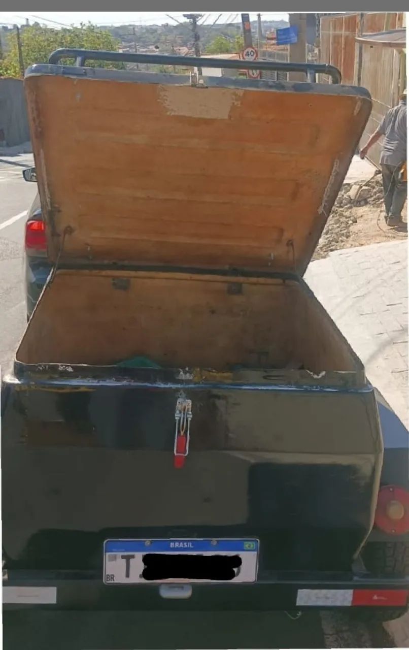 Carretinha coberta - EMPLACADA E DUCUMENTADA - Foto 3