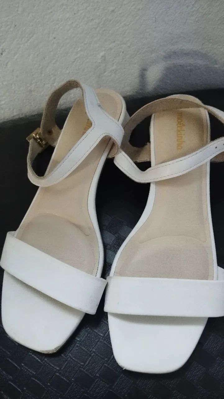 Sandália Molekinha branca - Foto 2