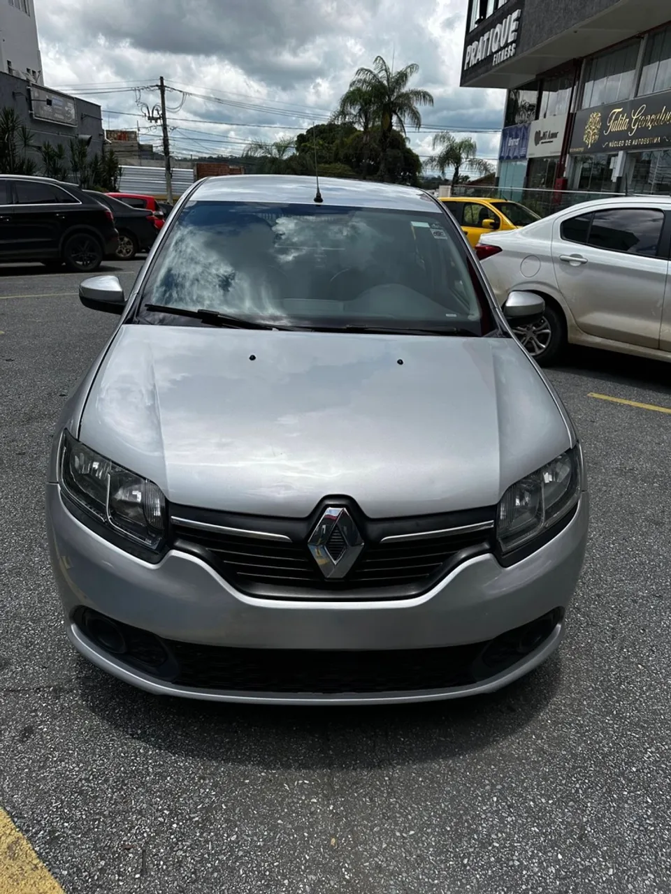 Sandero Excelente estado