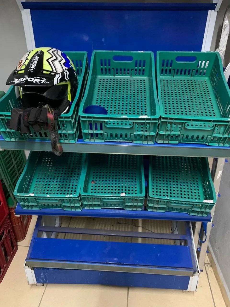 Caixas plásticas64316911715330121