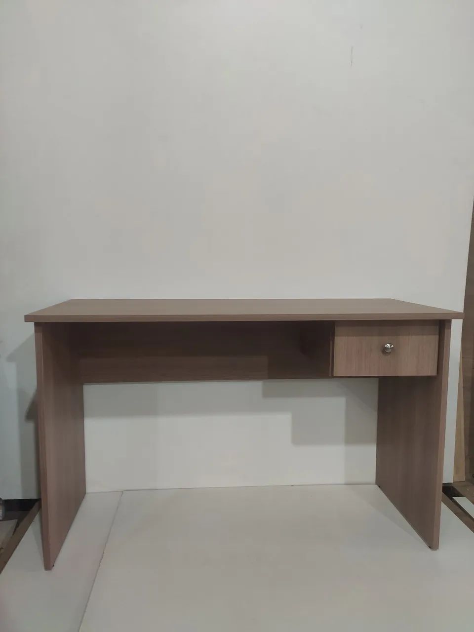 Mesa de estudos NOVA  - Foto 2