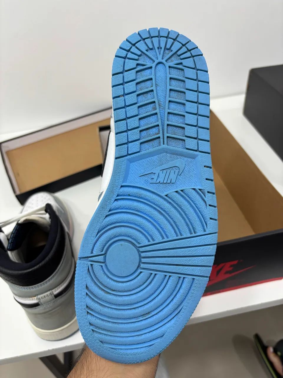 Nike Jordan 1 University Blue - Foto 2