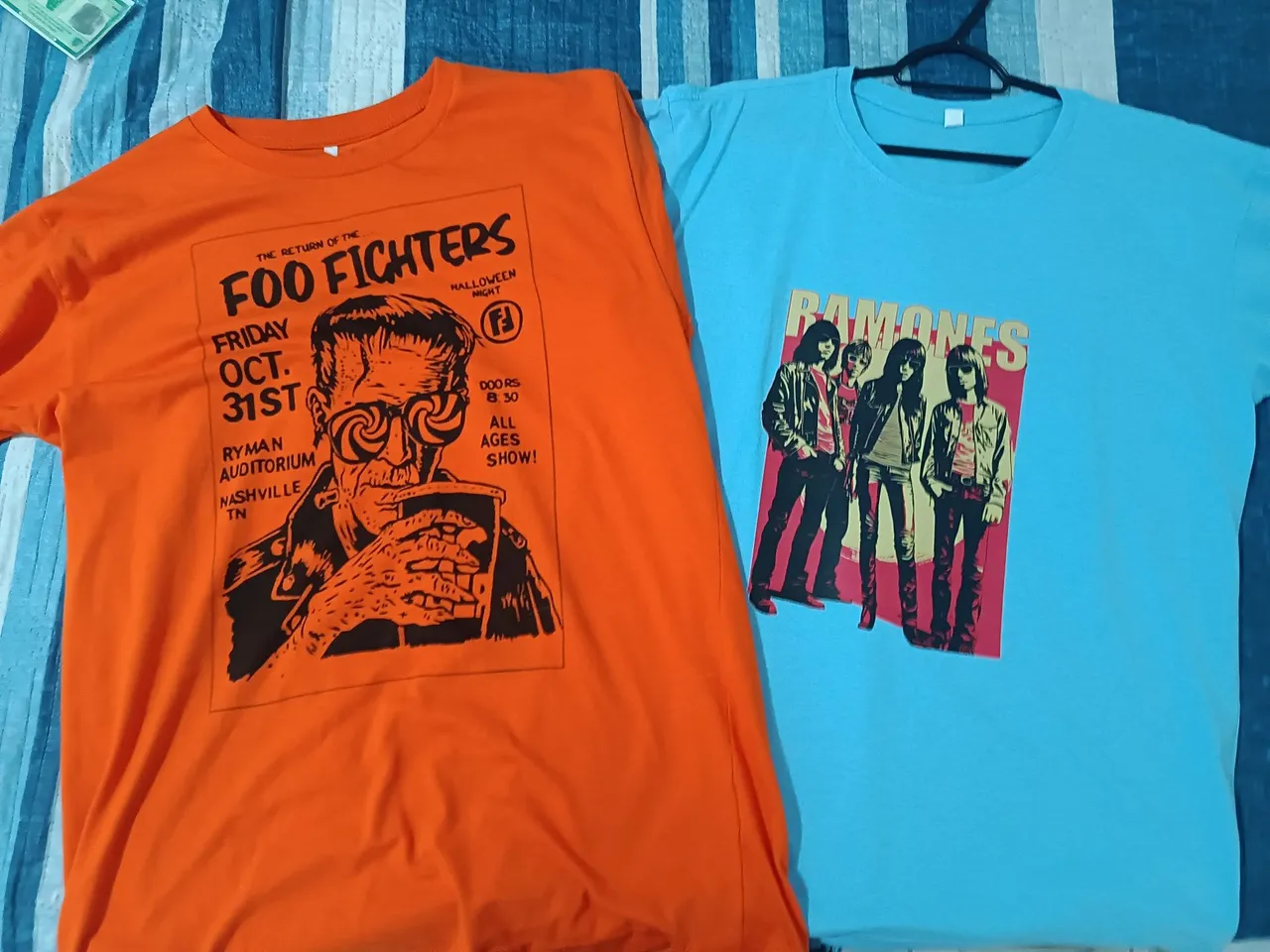 Camisas Foo Fighters e Ramones