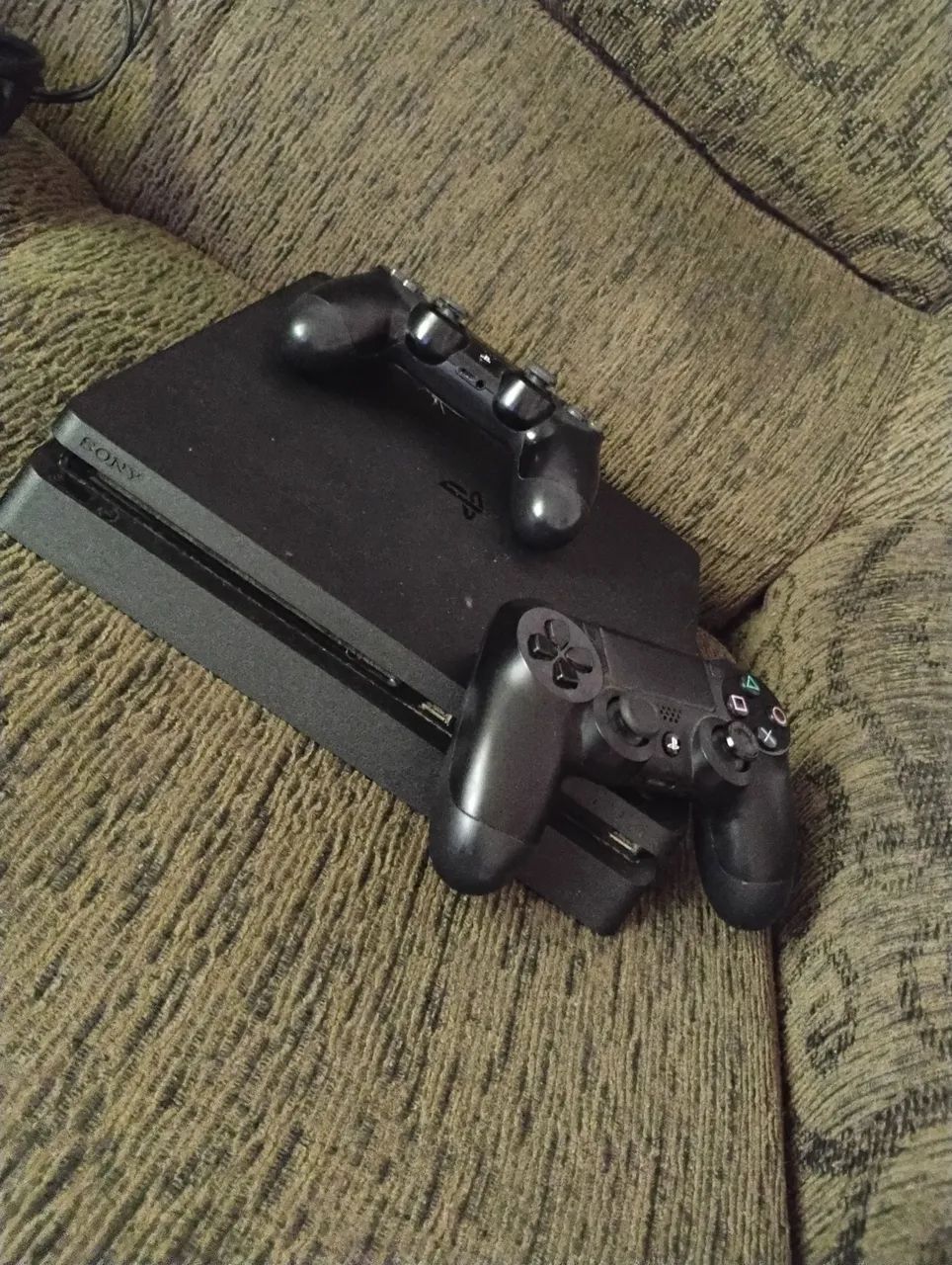 PS4 slim