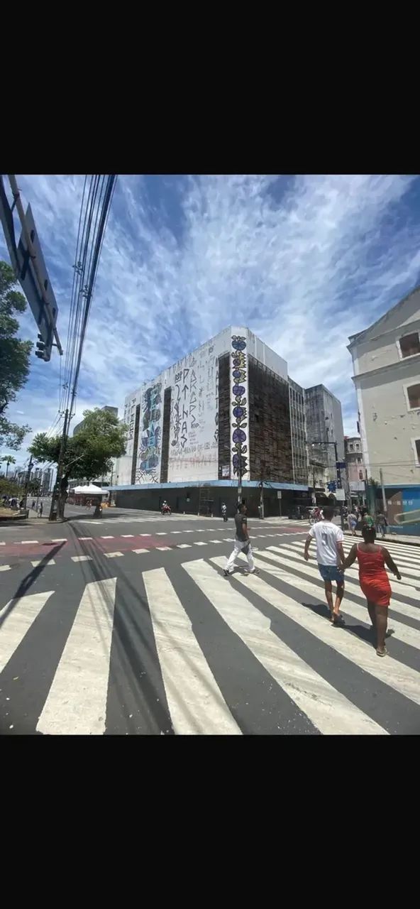 Vendo ou Alugo Prédio/Edifício Inteiro com 6 Pavimentos com 3.000 M2 Área Construída eleva