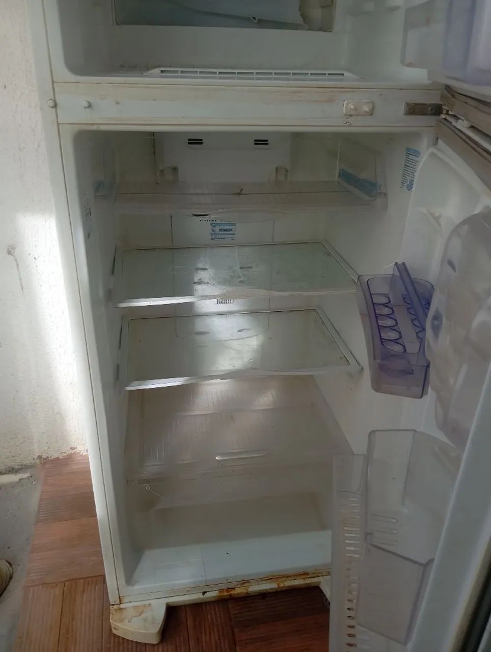 Geladeira Eletrolux  - Foto 4