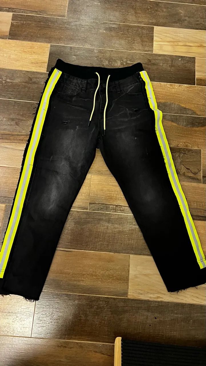 Calça masculina Marca DESIGUAL 42