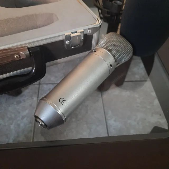 Microfone Condensador Behringer B-2 Pro + Case Original + Shock Mount - Foto 3