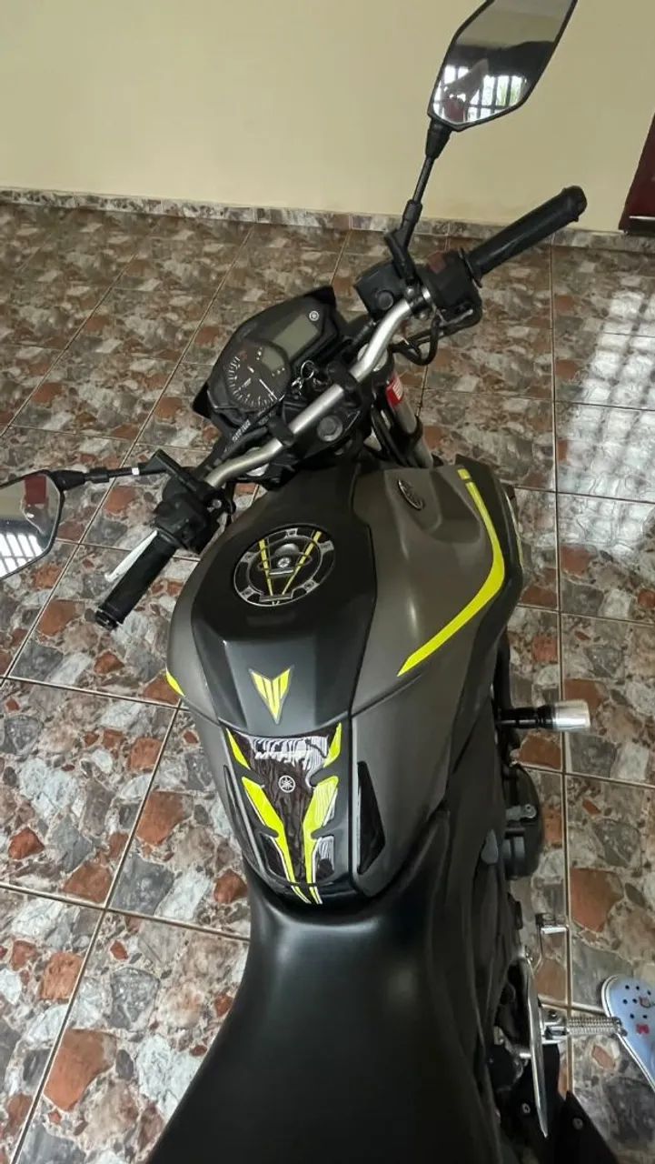 YAMAHA MT-03 2019 - Foto 5