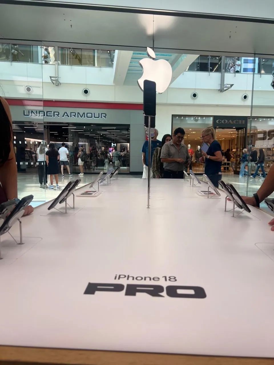 Iphone 18 Pro 256gb - Foto 2