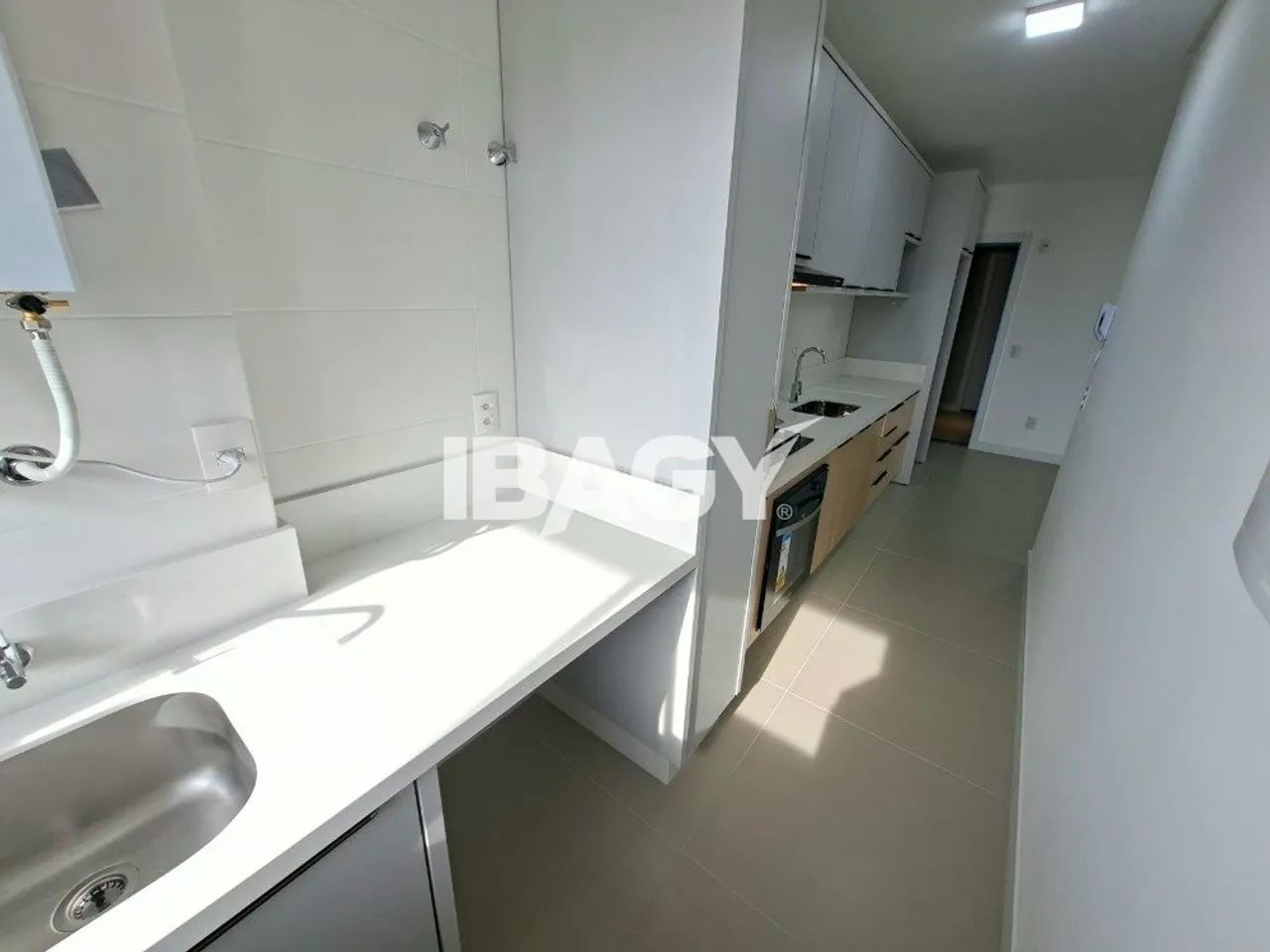 Excelente Apartamento 2 dormitório(s) em Agronômica - Florianópolis - Foto 5