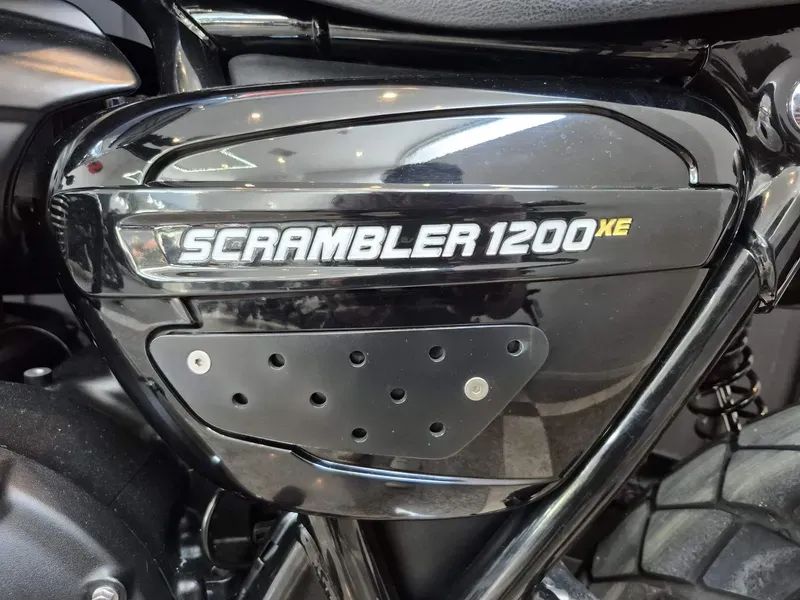 Triumph Scrambler 1200 1200 cc  - Foto 2