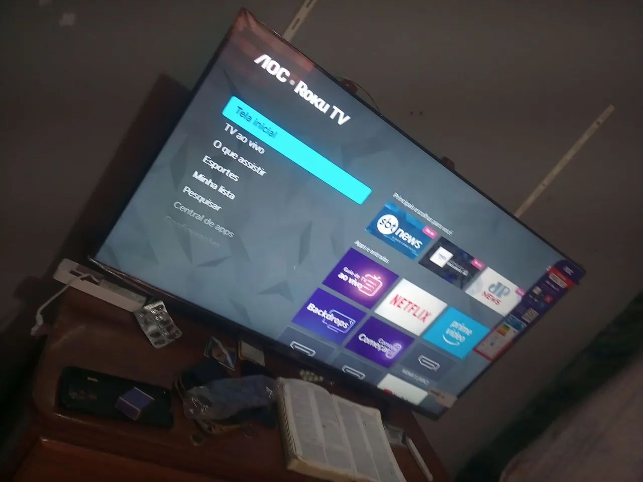 Vende-se tv semi novo nova 
