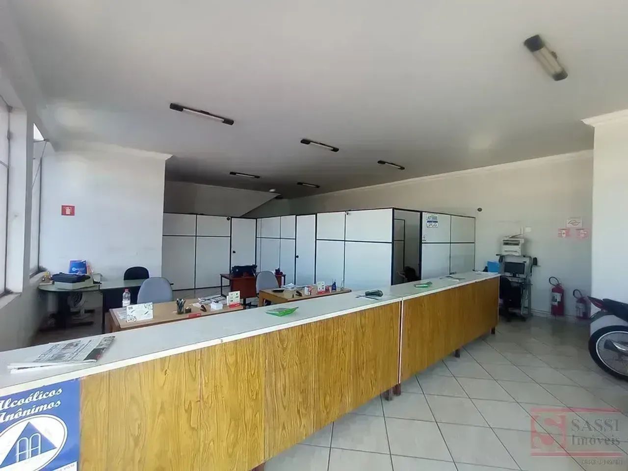Sala Comercial em VILA QUEIROZ - Foto 2