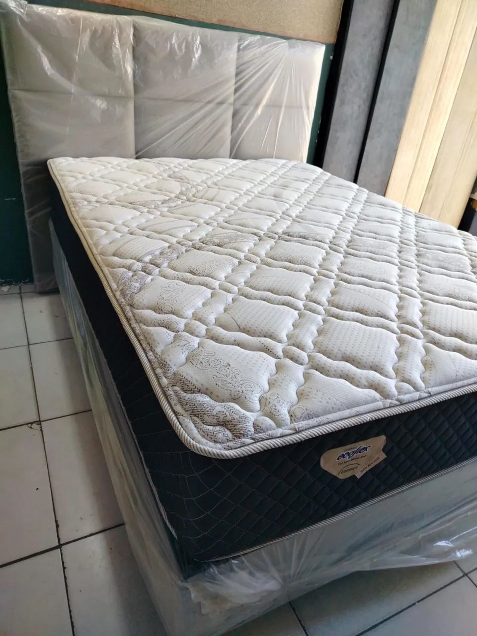 Cama Casal HIGIENIZADA ENTREGO SEMI NOVA - Foto 2