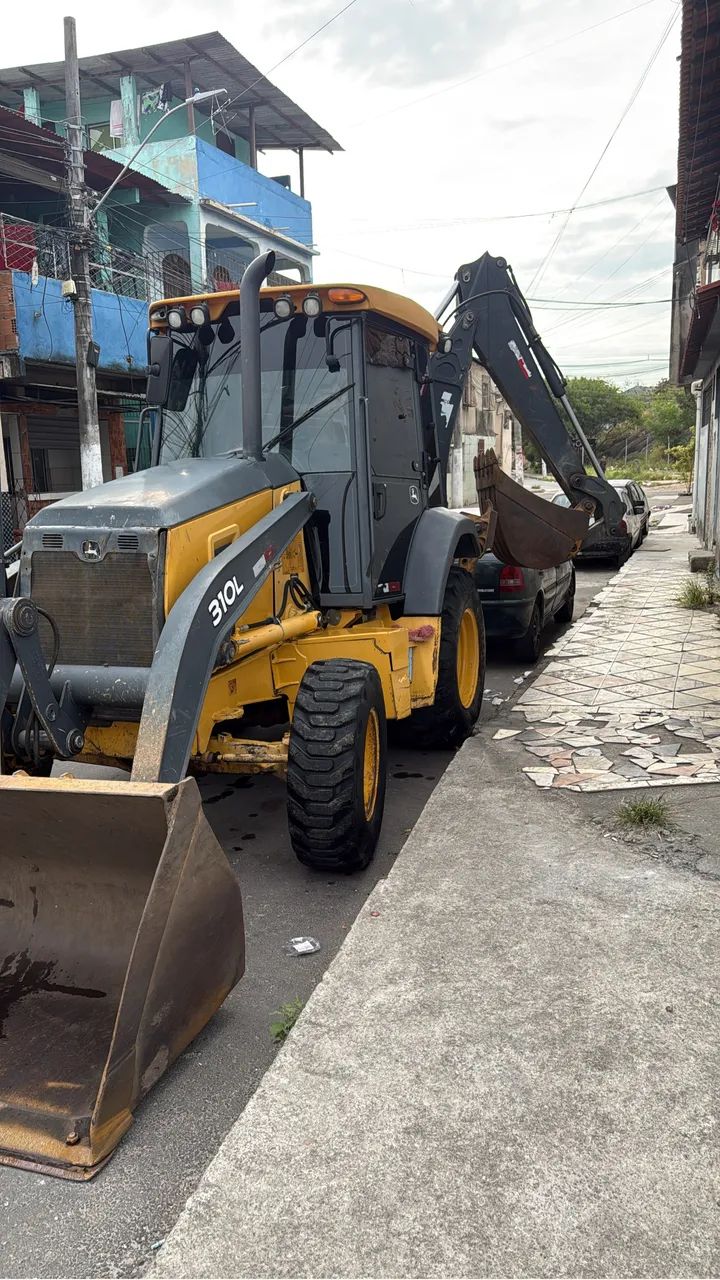 Locações de máquinas e caminhões  - Foto 2