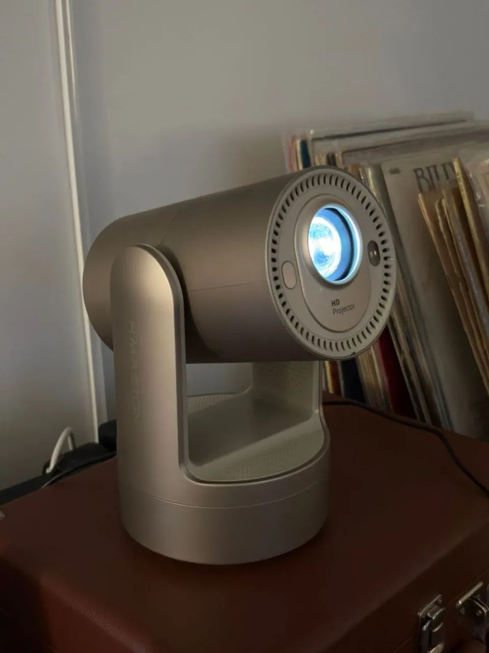 Projetor Portátil H'maston TY05-Foco Automático/Bateria Interna semi novo Menos de 3 meses - Foto 6