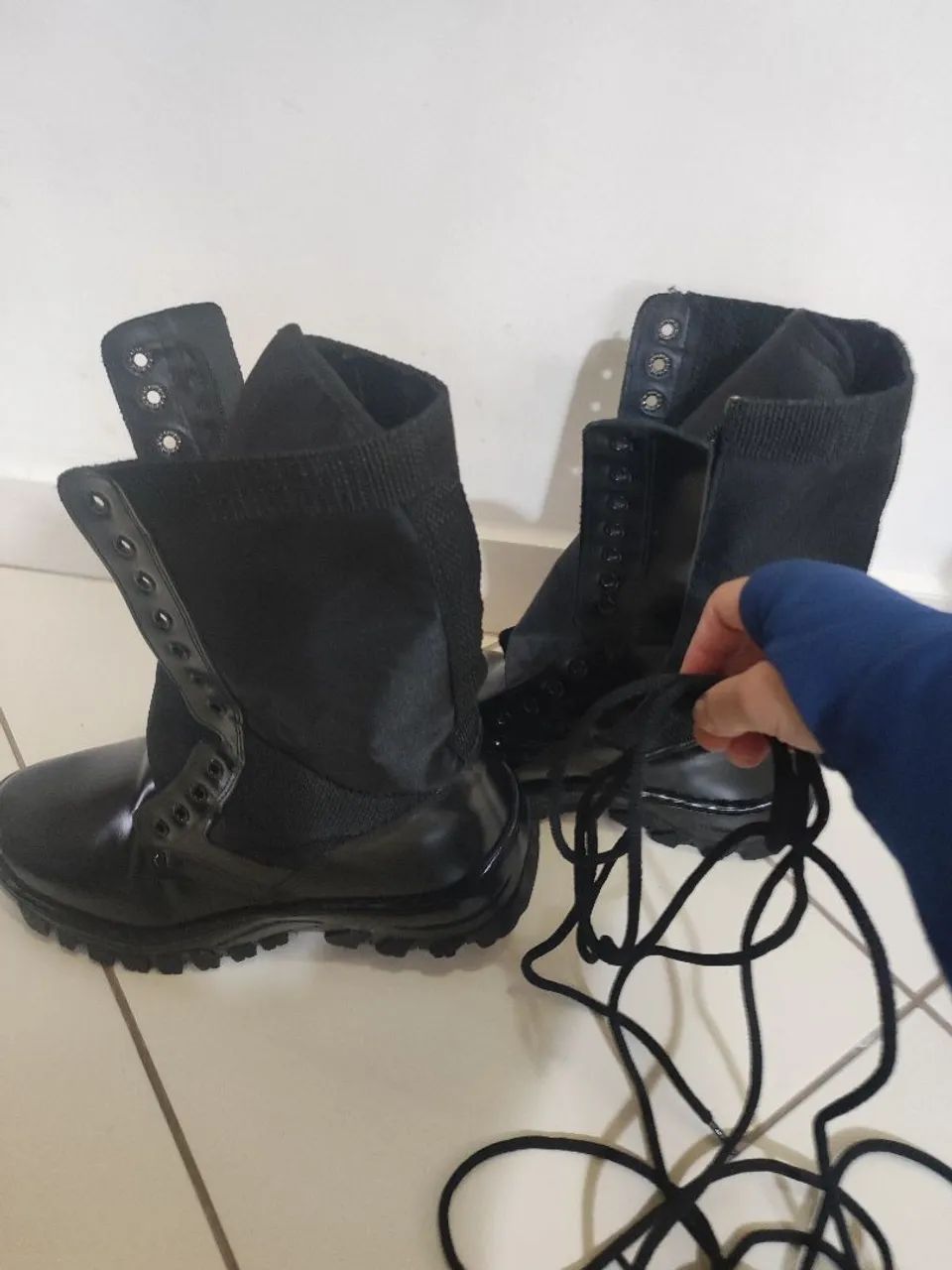Bota coturno couro legítimo tamanho 41  - Foto 2