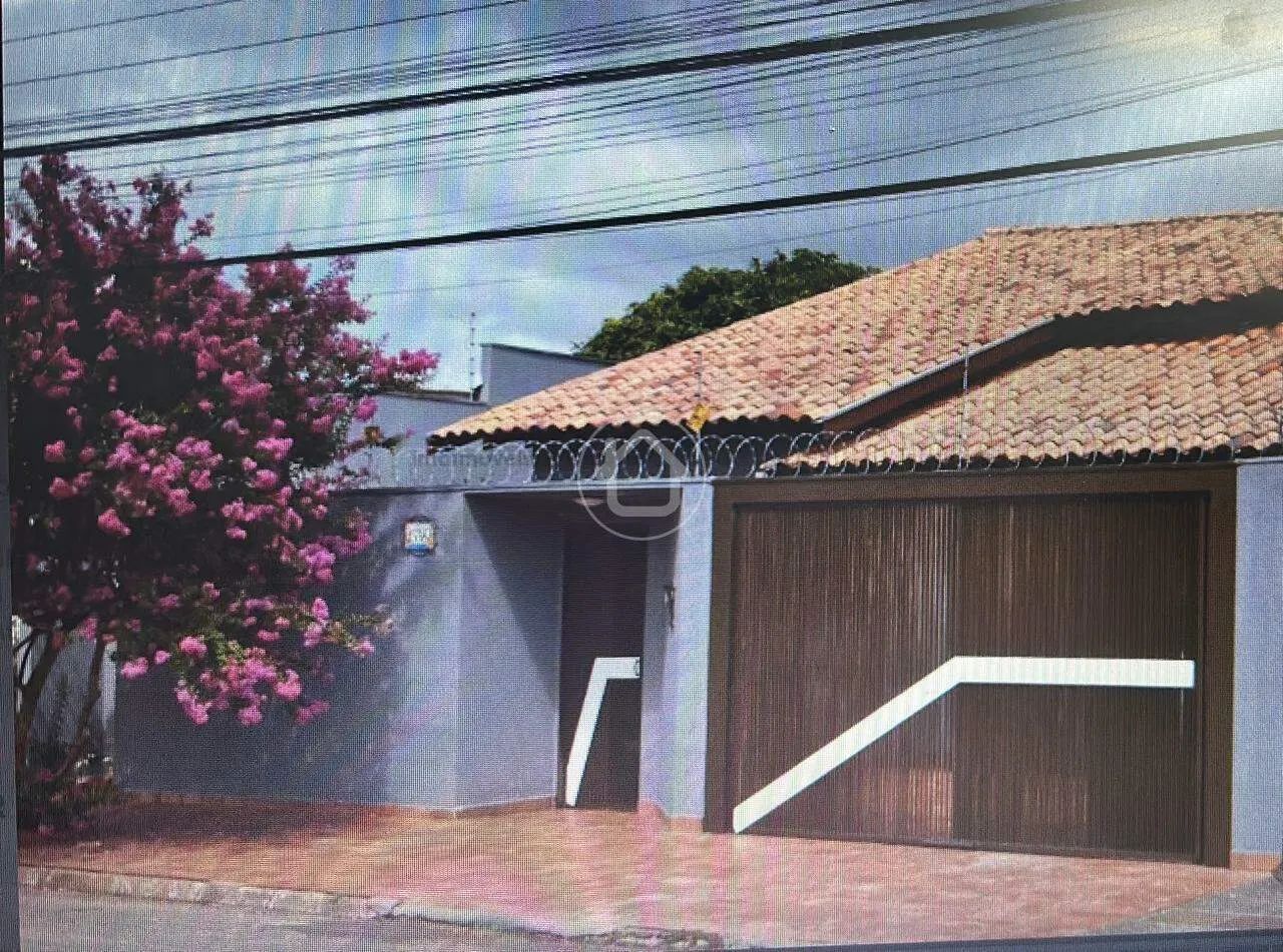 EXCELENTE CASA NO BAIRRO TAQUARUSSU - Foto 2