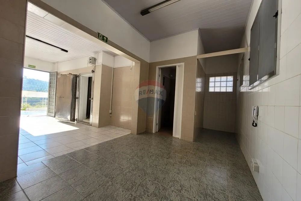 Casa Comercial de Destaque em Vinhedo, SP! - Foto 5