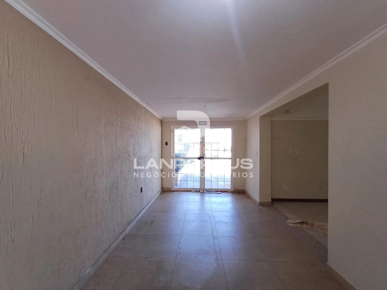 Predío Comercial com 231 m² de área útil com estacionamento frontal próximo às Avenidas In - Foto 4