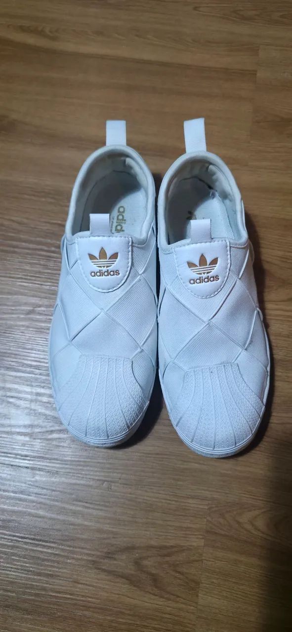 Tênis Adidas