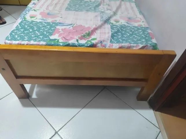 Cama de solteiro de madeira  - Foto 2