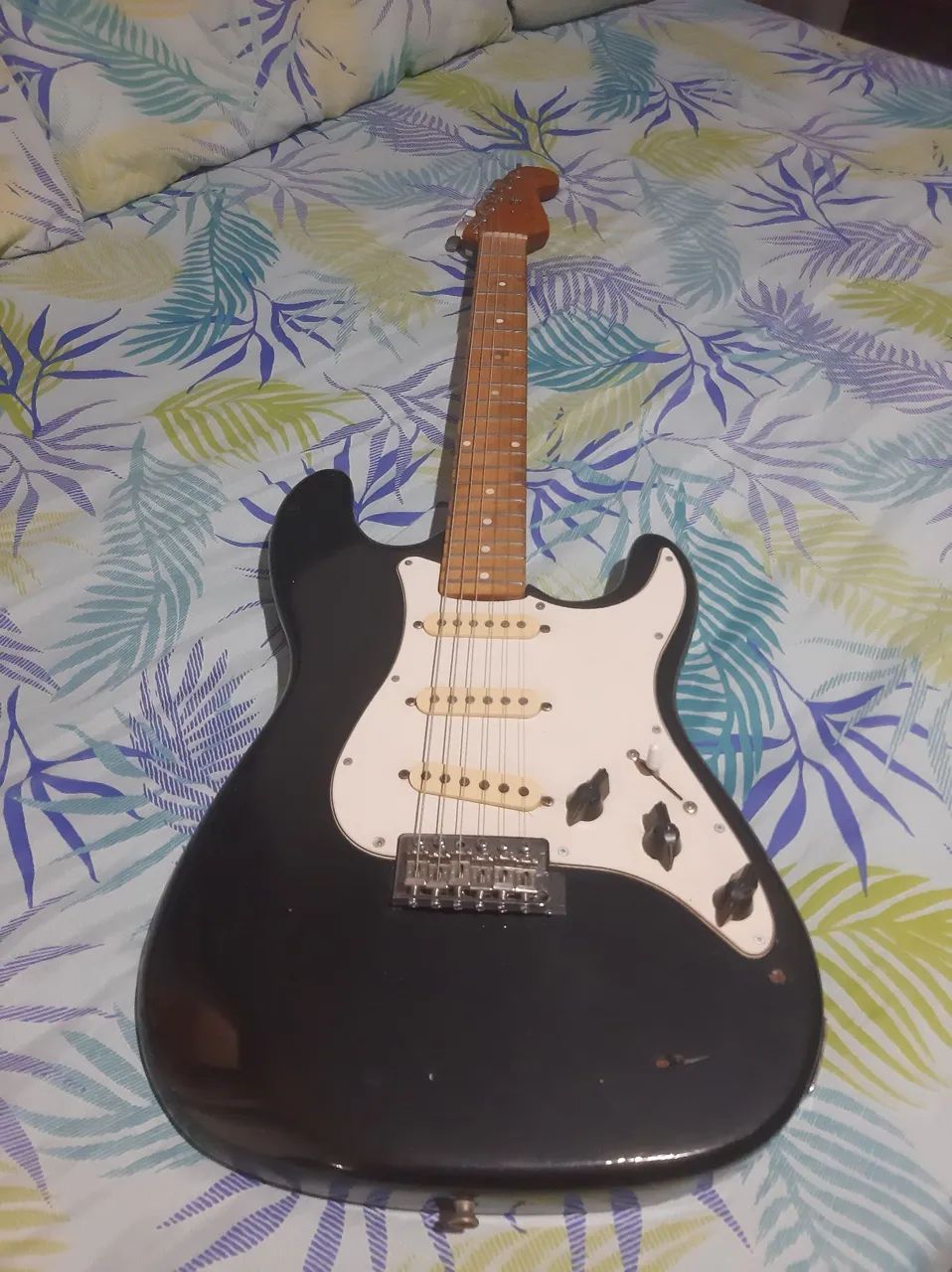 Guitarra Stratocaster