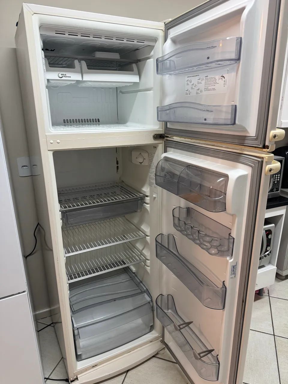 Geladeira 390 litros biplex