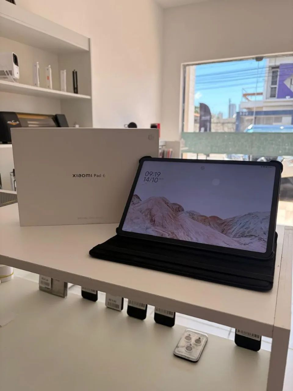 Tablet xiaomi PAD 6 com capa protetora e película  - Foto 2